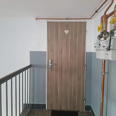 Anezka, U Ostravar Areny Острава