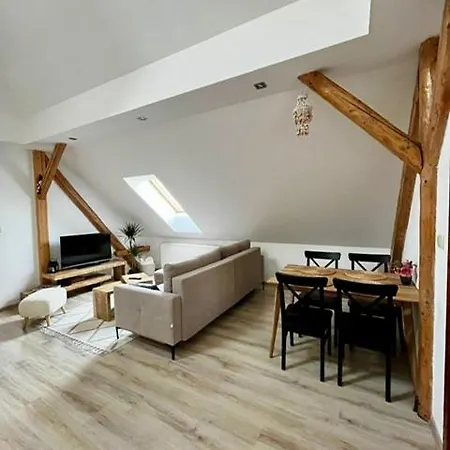 Anezka, U Ostravar Areny Острава